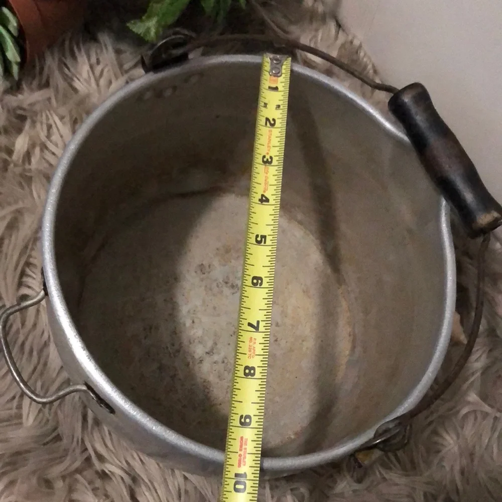 Vntg Metal “Jelly”Pot With Handle-Used Condition-9.5in diameter x 6.5 deep